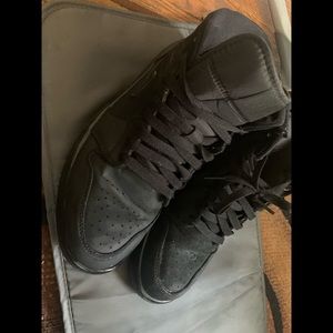 Black Air Jordan 1